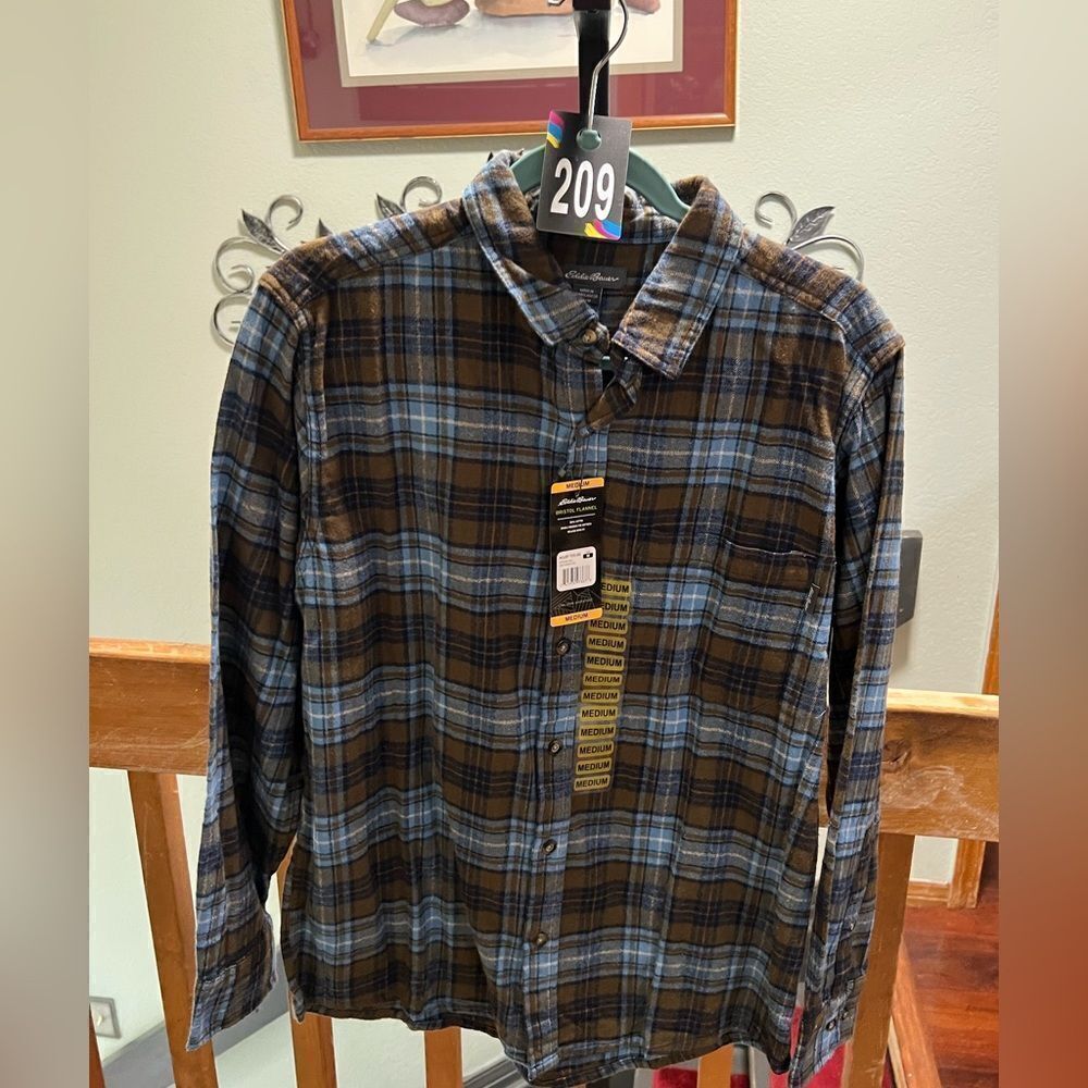 NWT Eddie Bauer Flannel Shirt Size Medium #209
